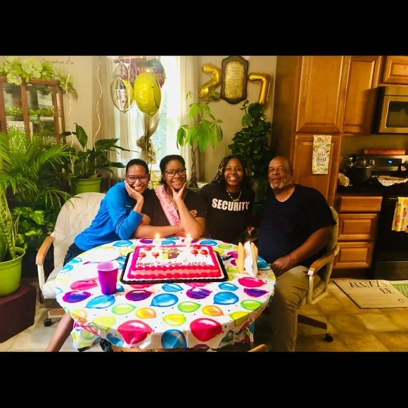 Meet your Posher, Althea - Picture 10 of 15